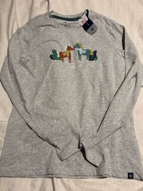 Ariat Light Gray Long-Sleeve Tee with horse print